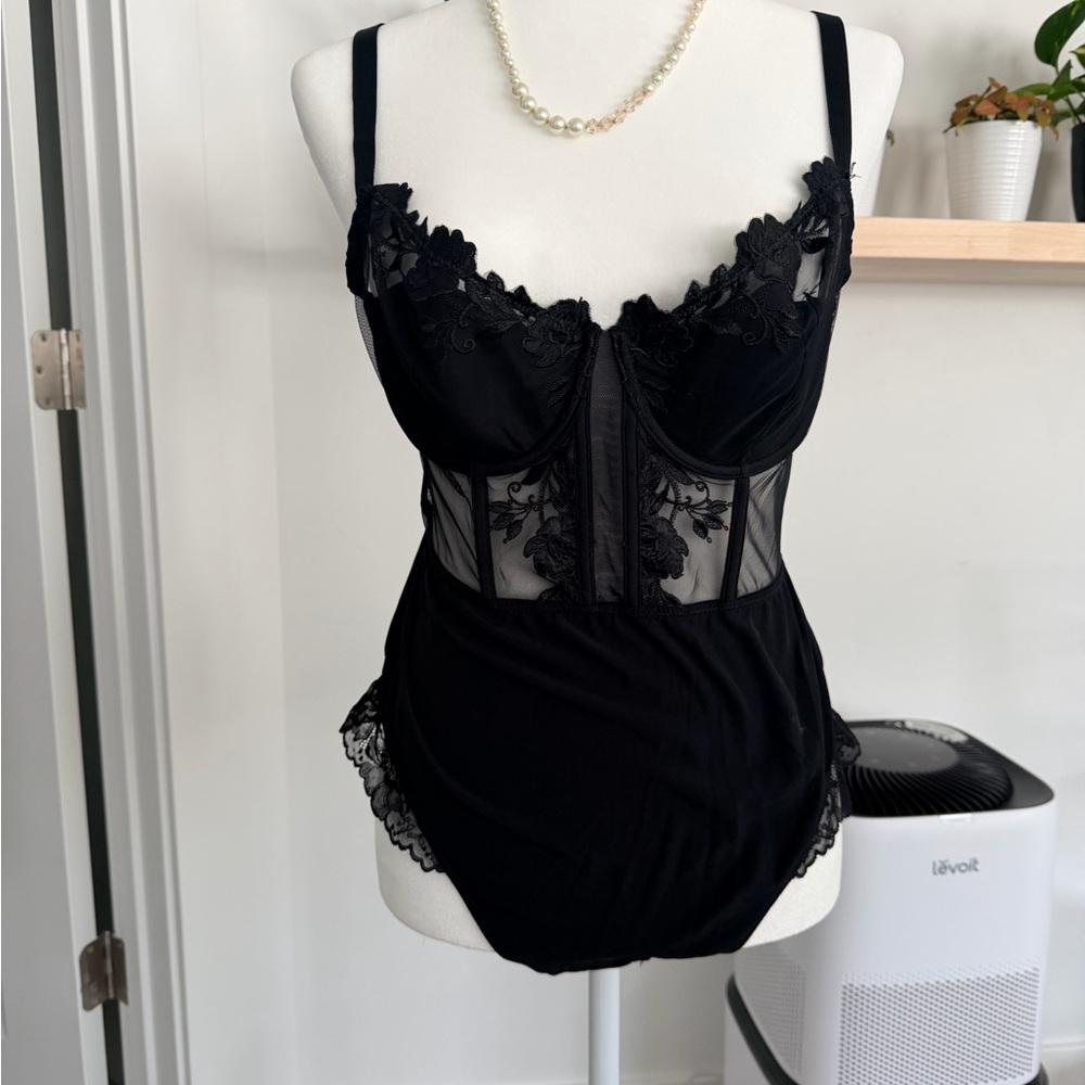 Etam Desinvolte Embroidered Underwire Bodysuit - Picture 3 of 11
